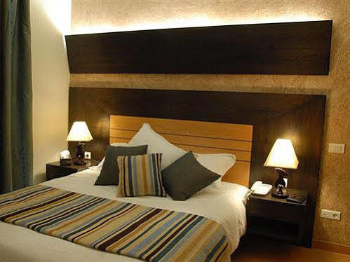 Sun Hills Suites Hotel Jounieh Bagian luar foto